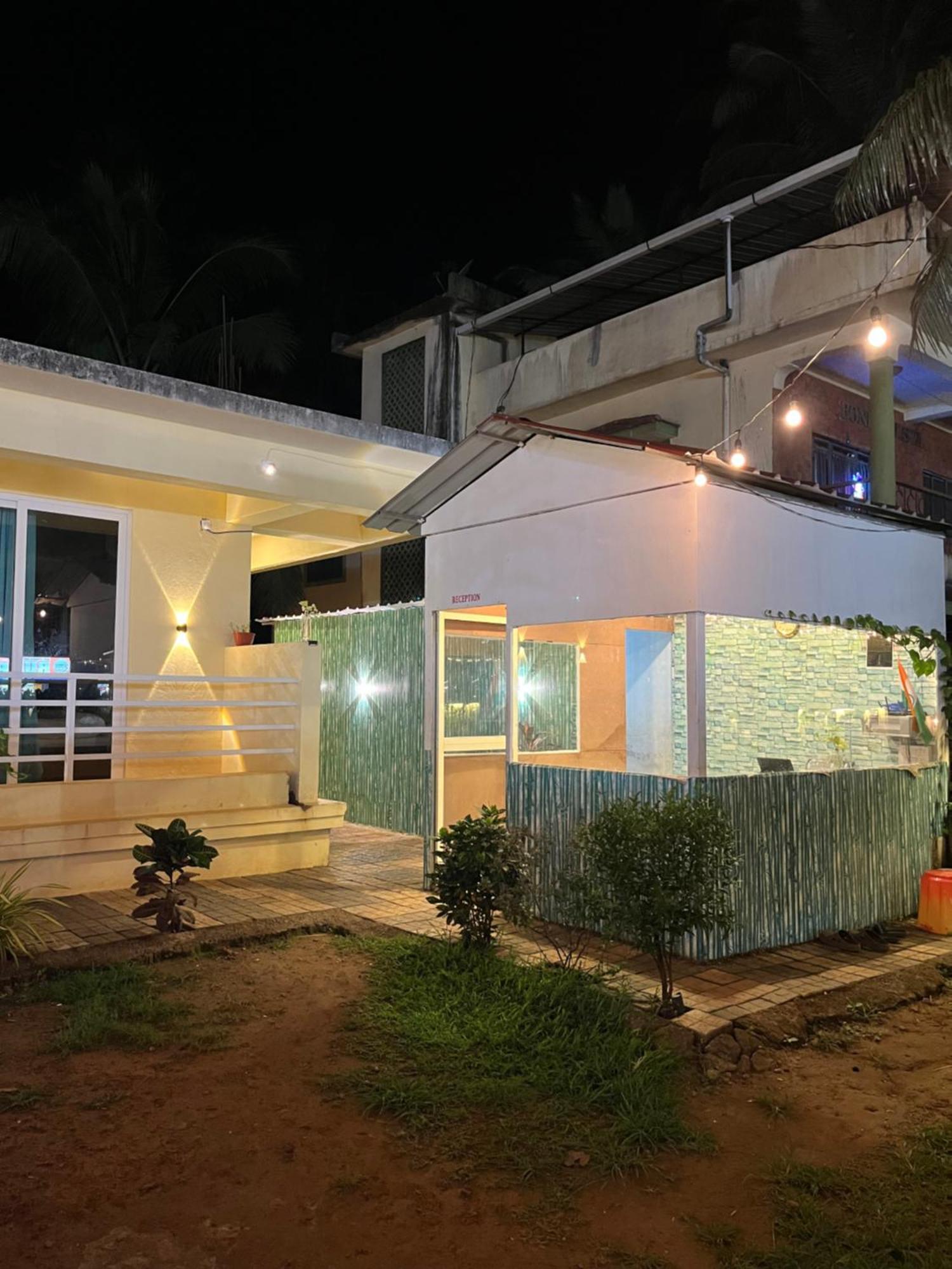 Sterling Garden Hotel By Pas Resorts Morjim Ngoại thất bức ảnh